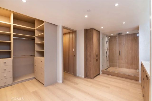 345 Pioneer Drive 202, Glendale, CA 91203