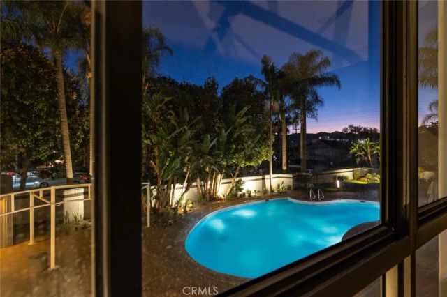 345 Pioneer Drive 202, Glendale, CA 91203