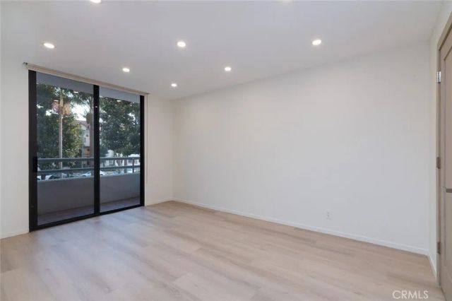 345 Pioneer Drive 202, Glendale, CA 91203