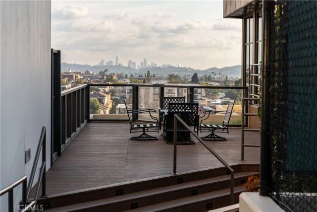 345 Pioneer Drive 202, Glendale, CA 91203