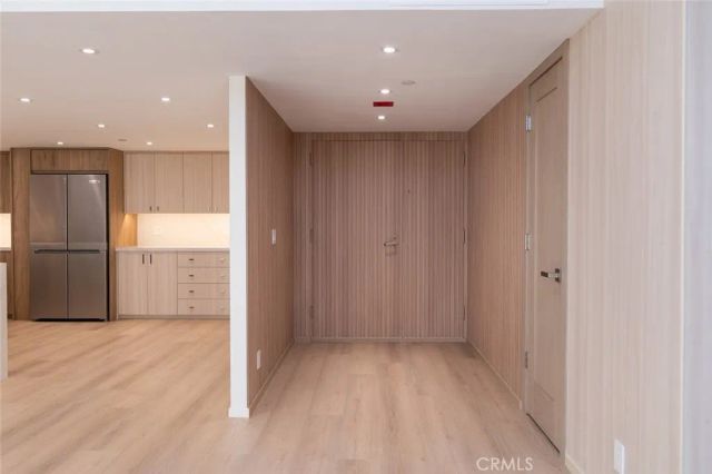 345 Pioneer Drive 202, Glendale, CA 91203