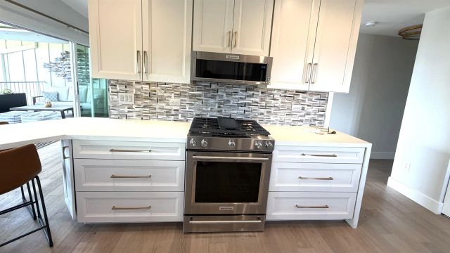 620 W Solana Circle 3G, Solana Beach, CA 92075