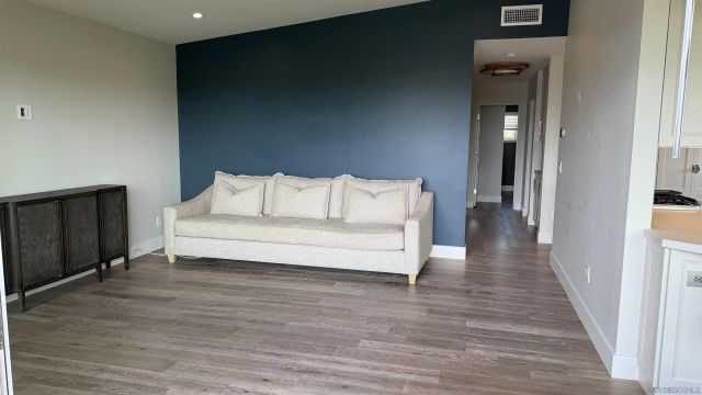 620 W Solana Circle 3G, Solana Beach, CA 92075