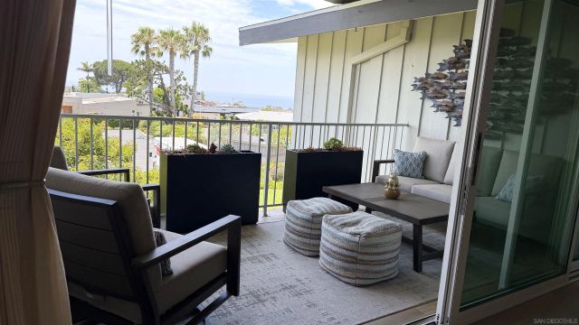 620 W Solana Circle 3G, Solana Beach, CA 92075