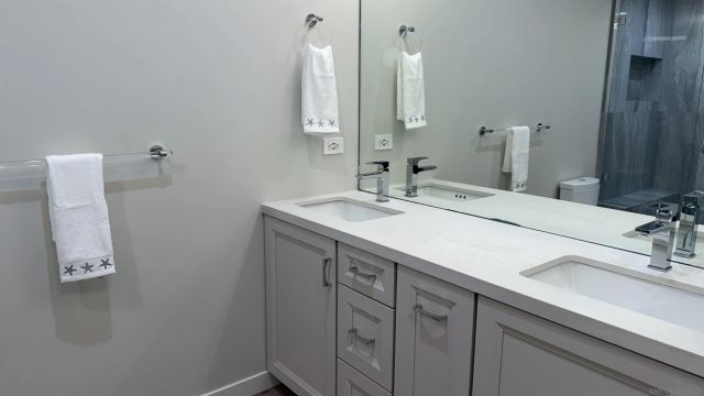 620 W Solana Circle 3G, Solana Beach, CA 92075