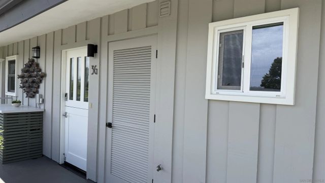 620 W Solana Circle 3G, Solana Beach, CA 92075