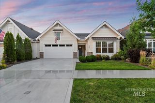 200 W Pavilion Lane, Meridian, ID 83646