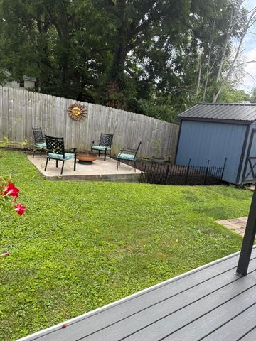 8 Monroe Avenue, Winchester, KY 40391