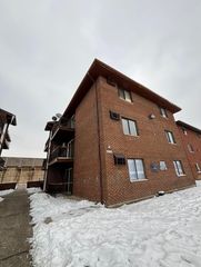 3060 Bernice Avenue 2S, Lansing, IL 60438