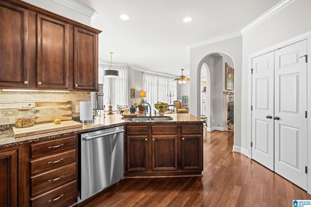 8440 LEDGE CIRCLE, Trussville, AL 35173