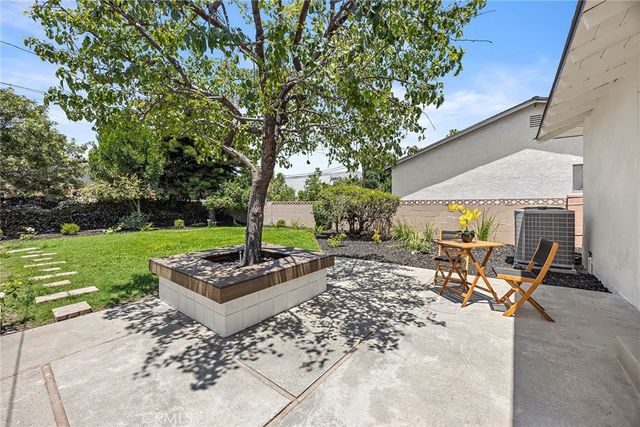 241 Marin, La Habra, CA 90631