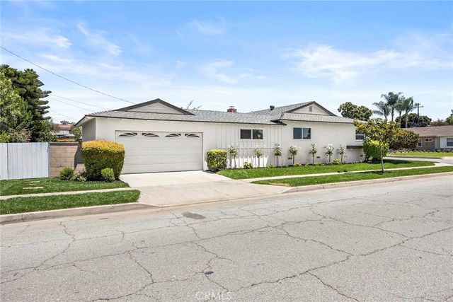 241 Marin, La Habra, CA 90631