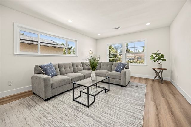 241 Marin, La Habra, CA 90631