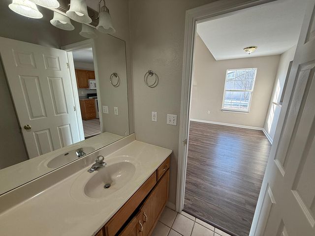 5305 E TRIKALLA DR, Columbia, MO 65202