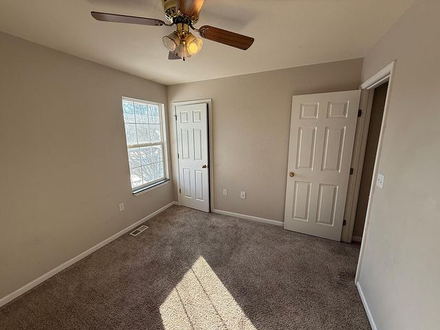 5305 E TRIKALLA DR, Columbia, MO 65202