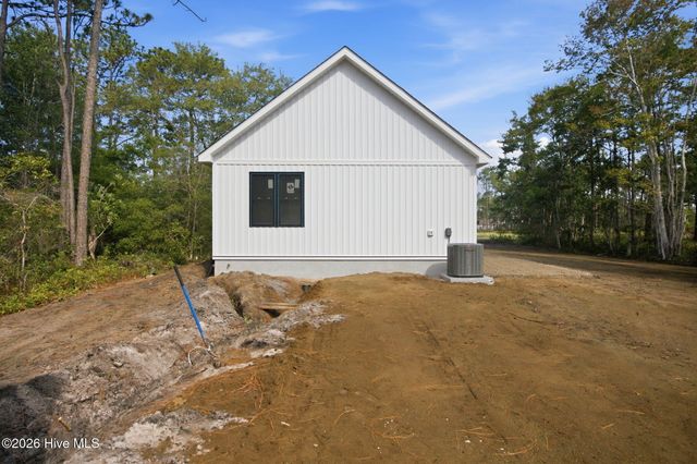 361 Sunset Road, Southport, NC 28461