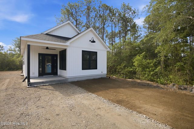 361 Sunset Road, Southport, NC 28461
