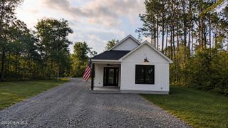 361 Sunset Road, Southport, NC 28461