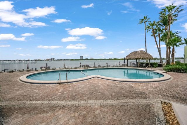 10350 W Bay Harbor Dr 2L, Bay Harbor Islands, FL 33154