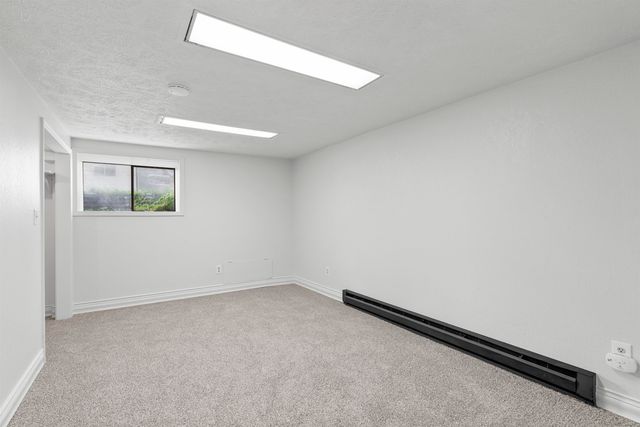 2012 N Cincinnati St, Spokane, WA 99207