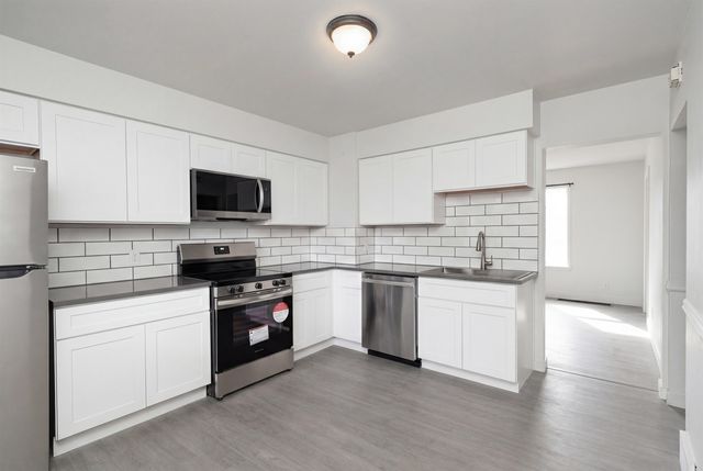 2012 N Cincinnati St, Spokane, WA 99207