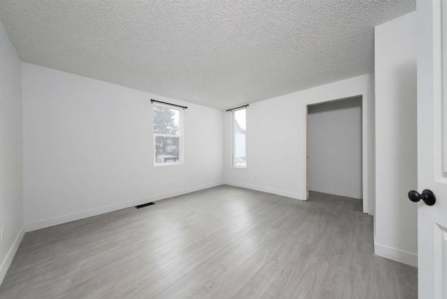 2012 N Cincinnati St, Spokane, WA 99207