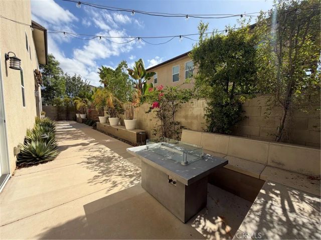 64 Chasma, Irvine, CA 92618