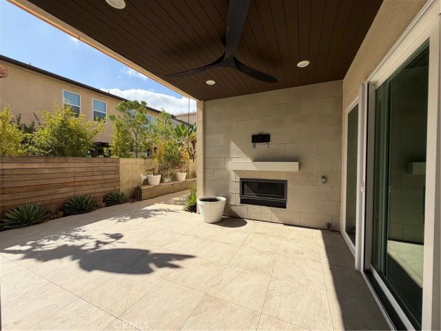 64 Chasma, Irvine, CA 92618