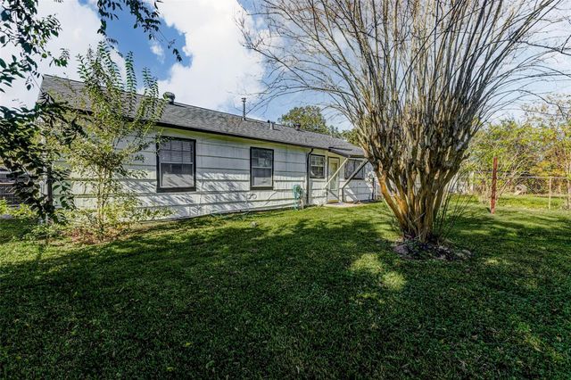 9417 Fairland Drive, Houston, TX 77051