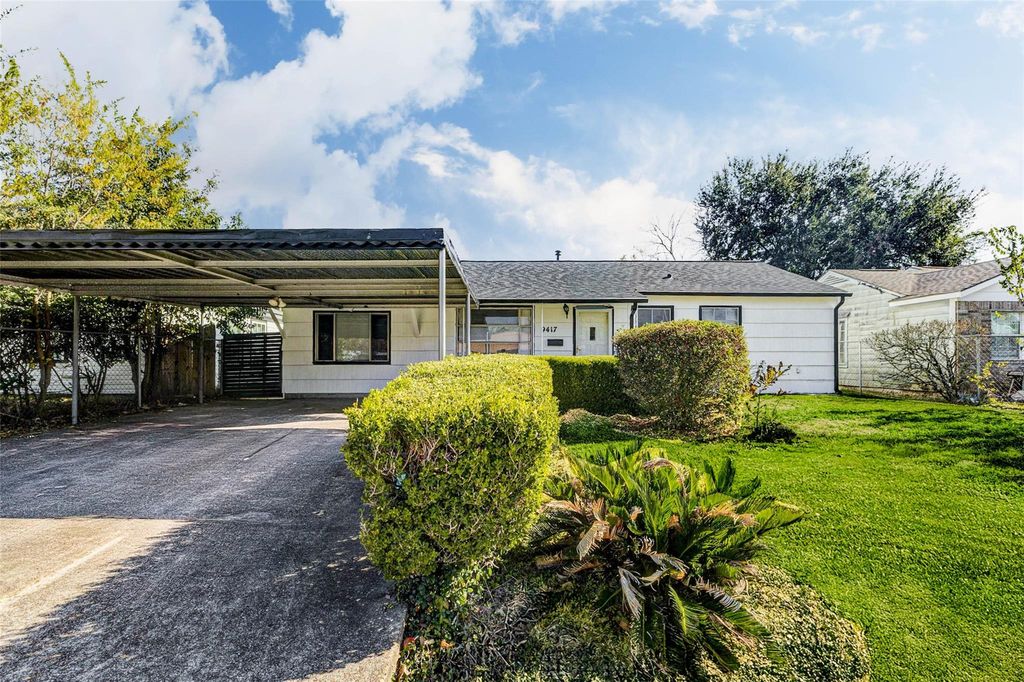 9417 Fairland Drive, Houston, TX 77051