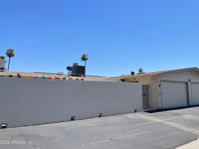 17456 N DEL WEBB Boulevard, Sun City, AZ 85373