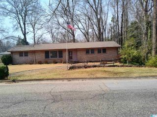 403 S NORTON AVENUE, Sylacauga, AL 35150