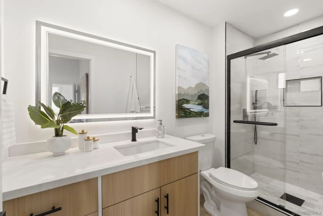 1160 Oliver Ave B, San Diego, CA 92109