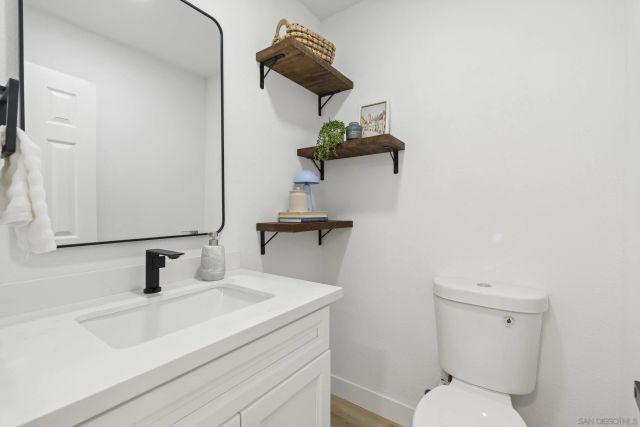 1160 Oliver Ave B, San Diego, CA 92109