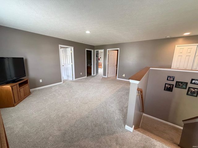 1010 Sunset Drive, Covington, IN 47932