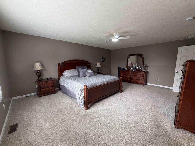 1010 Sunset Drive, Covington, IN 47932