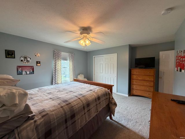 1010 Sunset Drive, Covington, IN 47932