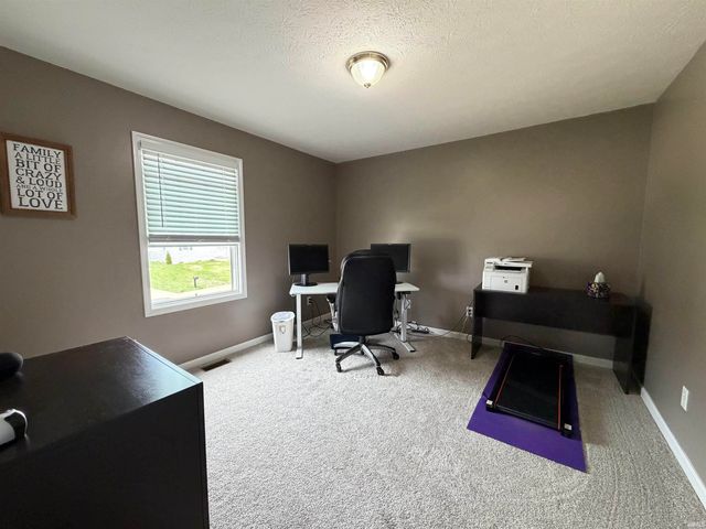 1010 Sunset Drive, Covington, IN 47932