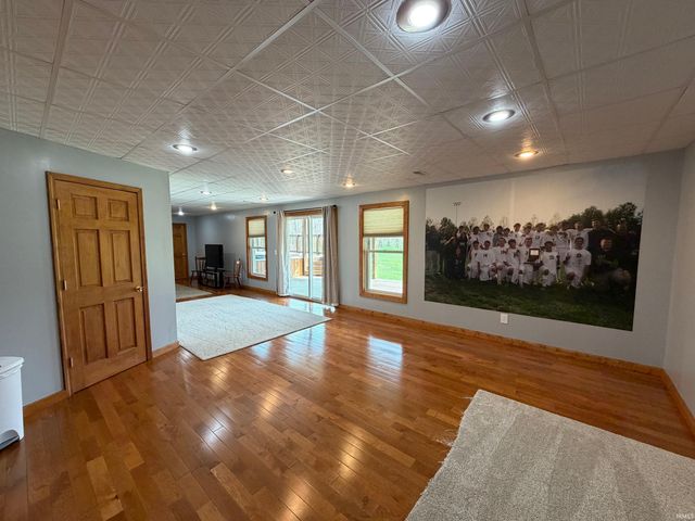 1010 Sunset Drive, Covington, IN 47932