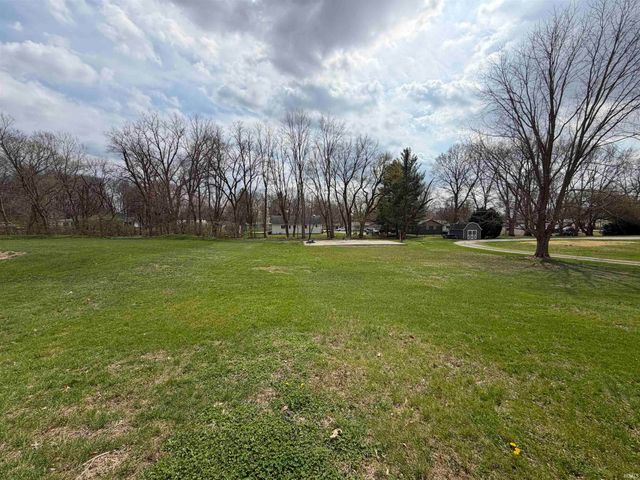 1010 Sunset Drive, Covington, IN 47932