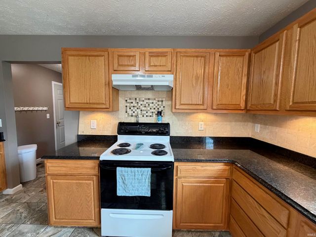 1010 Sunset Drive, Covington, IN 47932