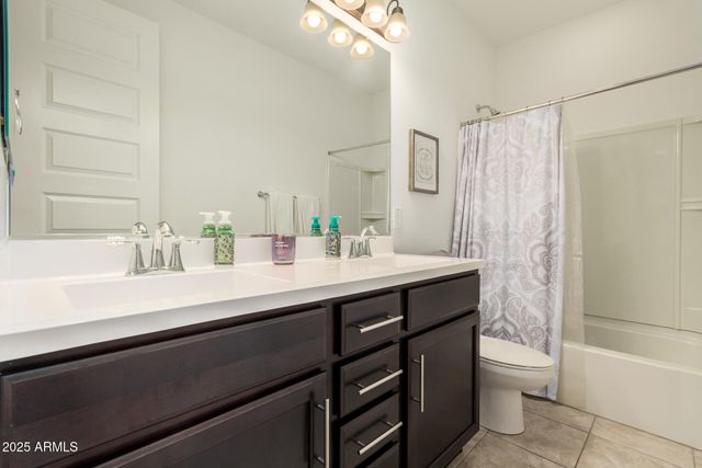 5070 N 79TH Lane, Glendale, AZ 85303