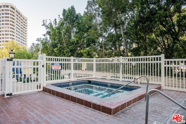10535 Wilshire Boulevard 701, Los Angeles, CA 90024