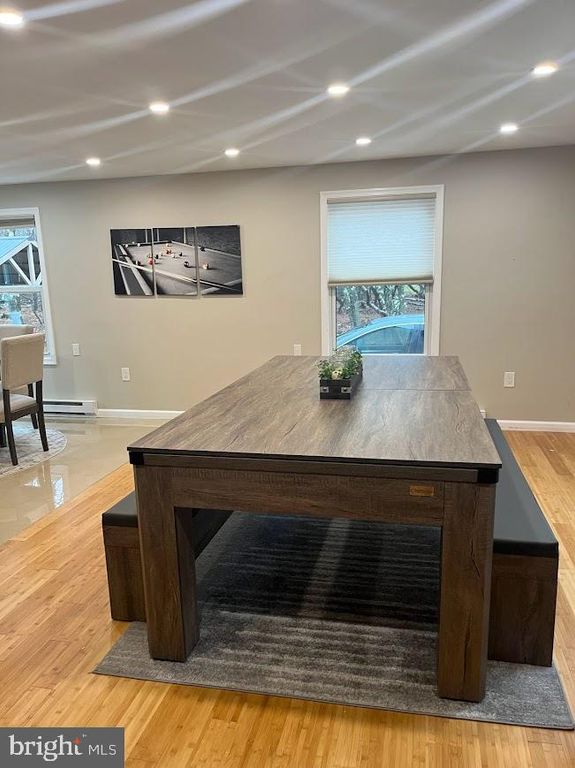 20 LAKEVIEW DR, Albrightsville, PA 18210