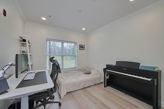 35 Commonwealth Ave 103, Newton, MA 02467