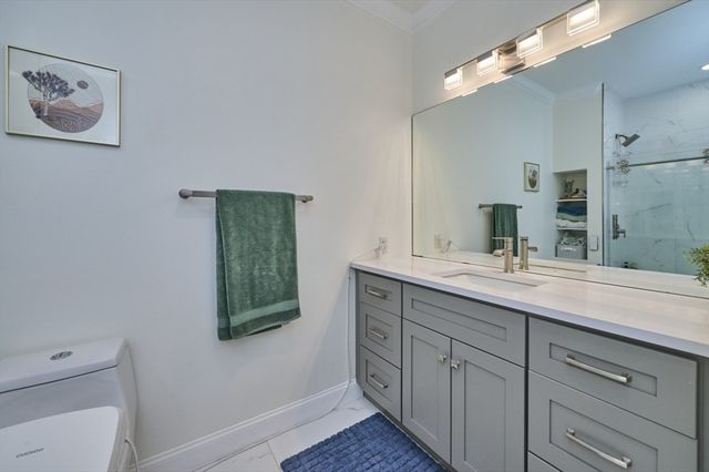 35 Commonwealth Ave 103, Newton, MA 02467