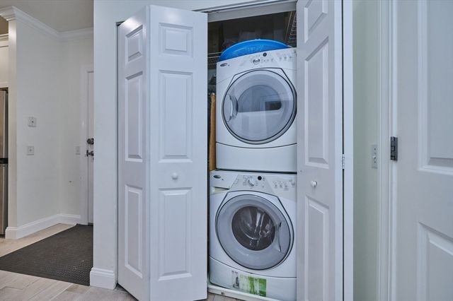 35 Commonwealth Ave 103, Newton, MA 02467