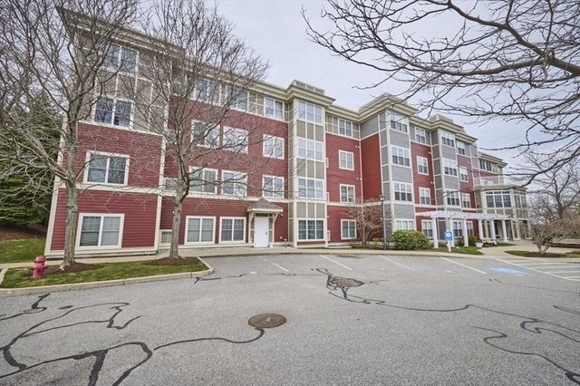 35 Commonwealth Ave 103, Newton, MA 02467