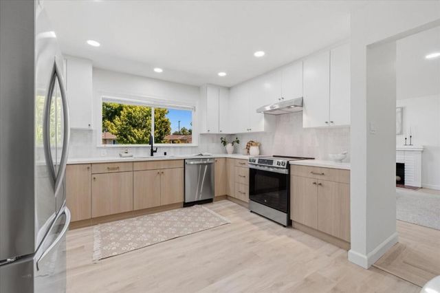 1221 Castlemont Avenue, San Jose, CA 95128