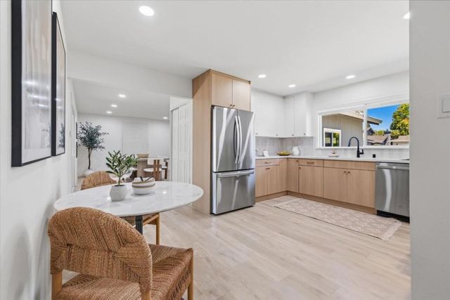 1221 Castlemont Avenue, San Jose, CA 95128